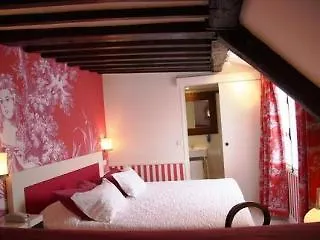 Petit Madeleine Hotel Paris